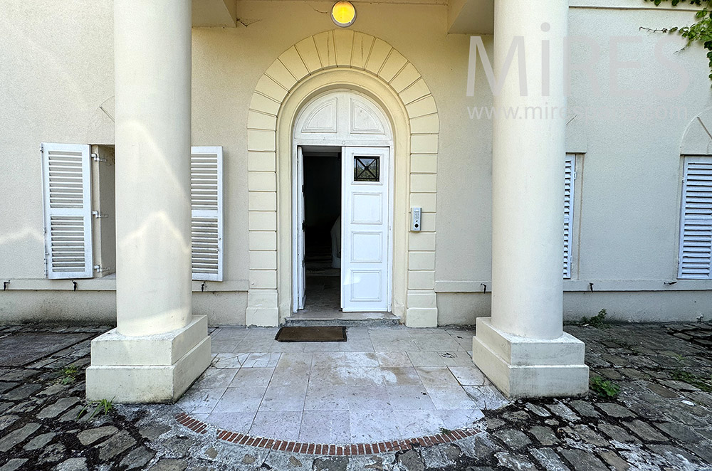 C2334 – Common areas