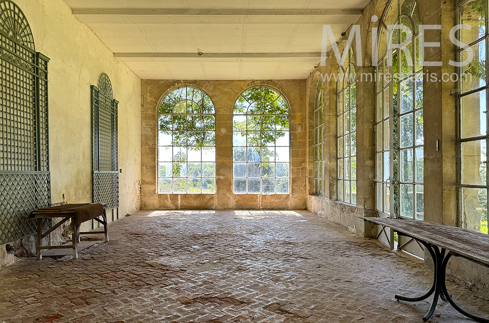 C2335 – Orangery
