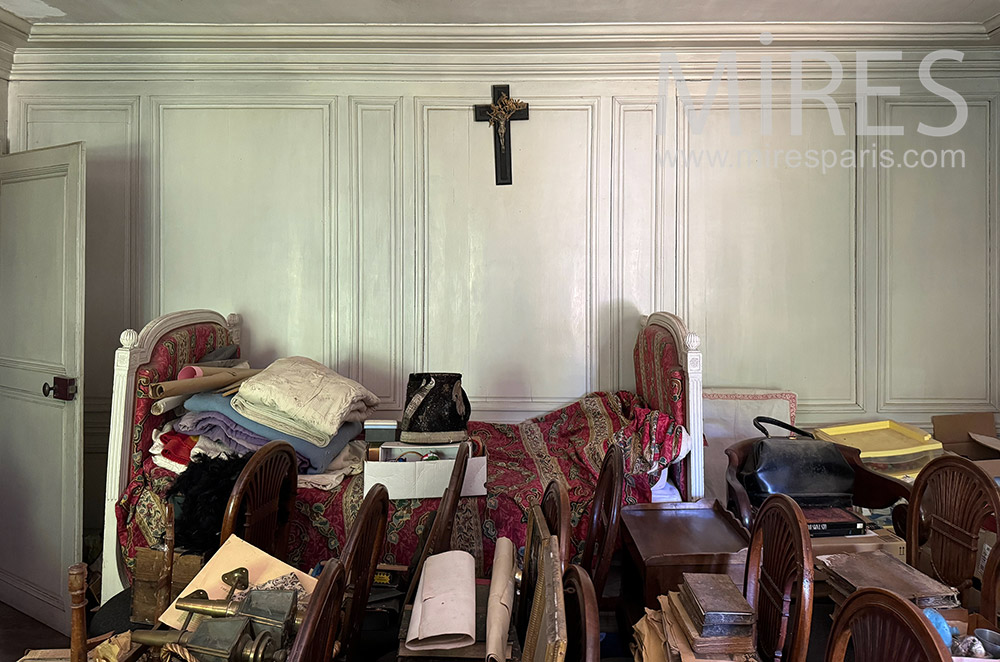 C2335 – Bedroom 2