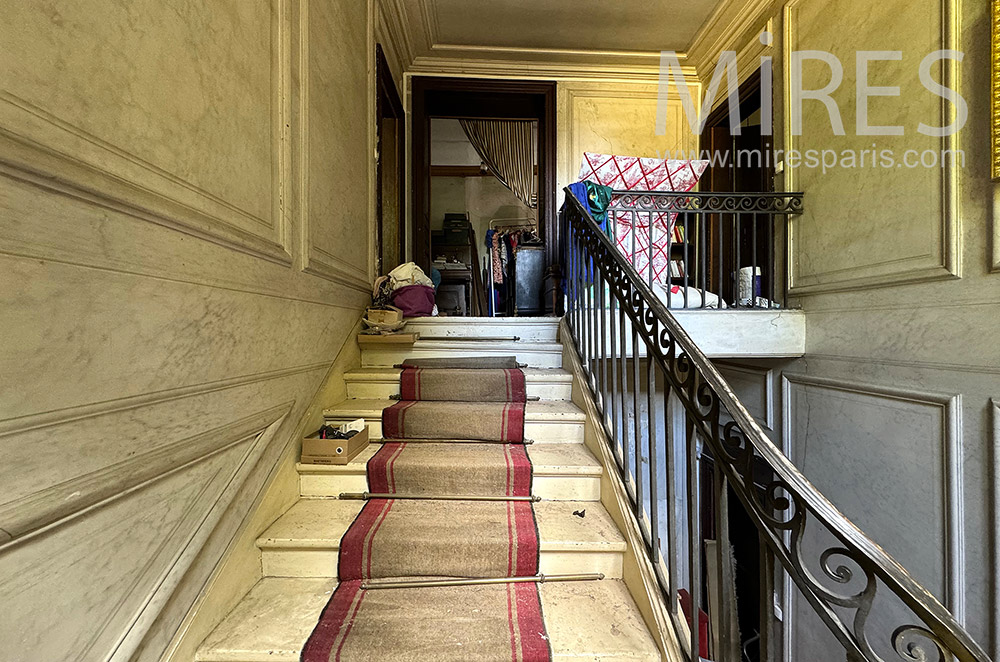 C2335 – Staircase 2