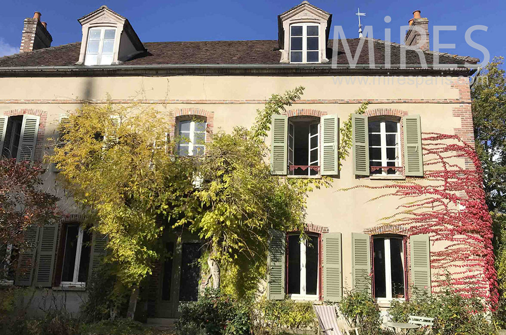 C2342 – Maison familiale