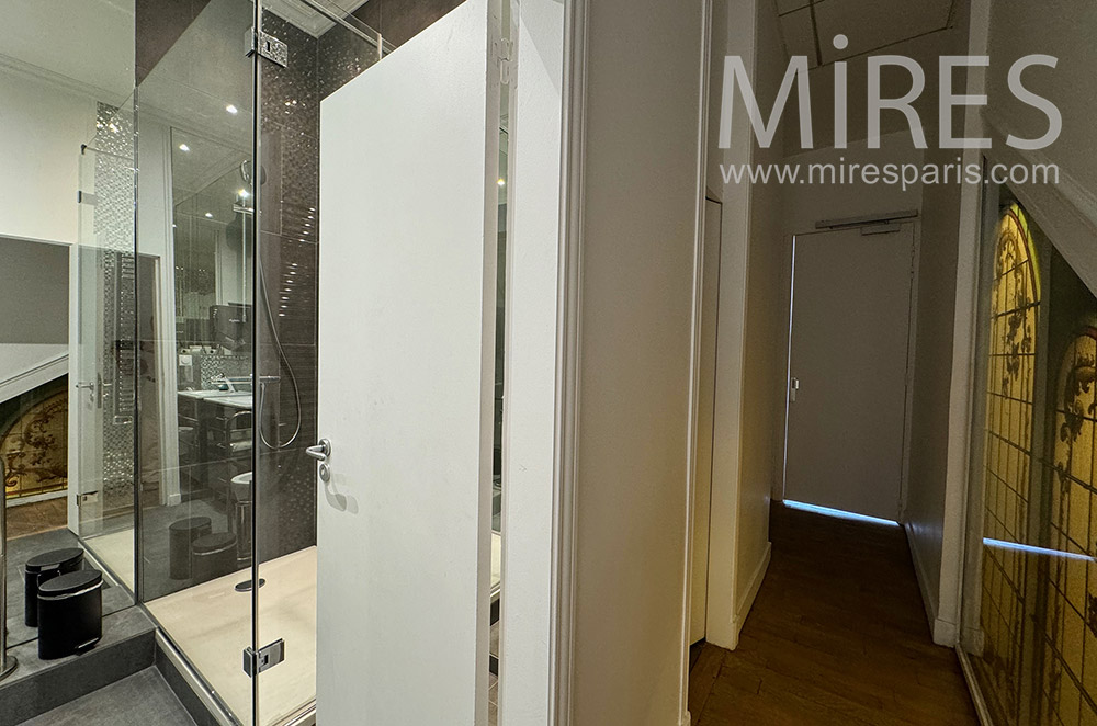 C2324 – Bathroom