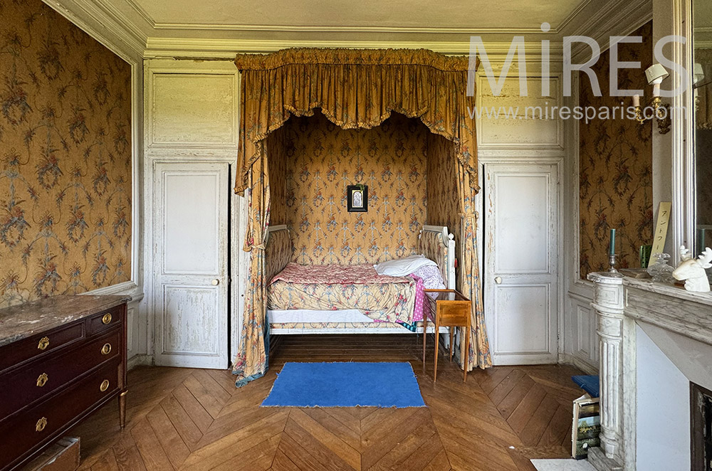 C2335 – Bedroom 4