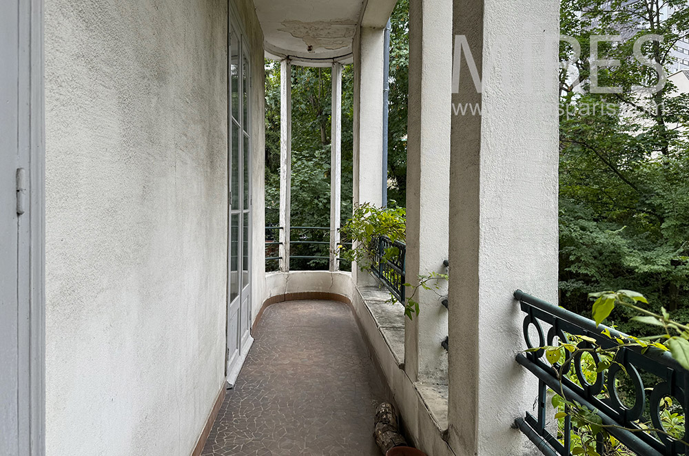 C2337 – Balcony 1