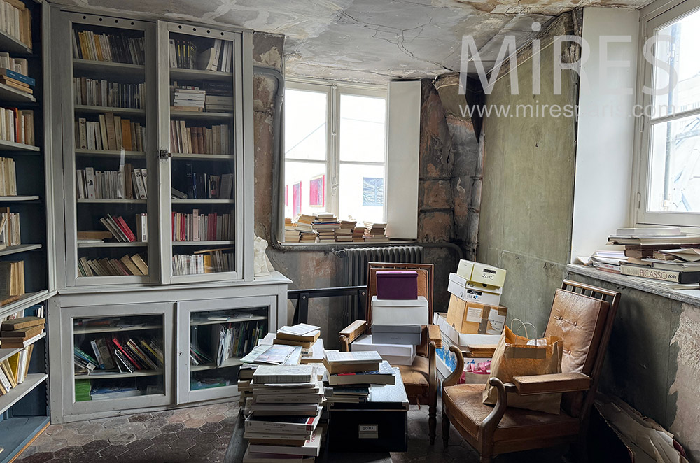 C2337 – Library