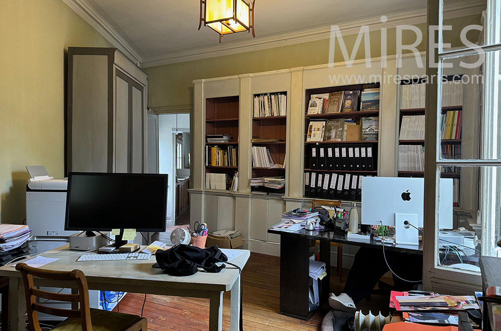 C2337 – Office 2
