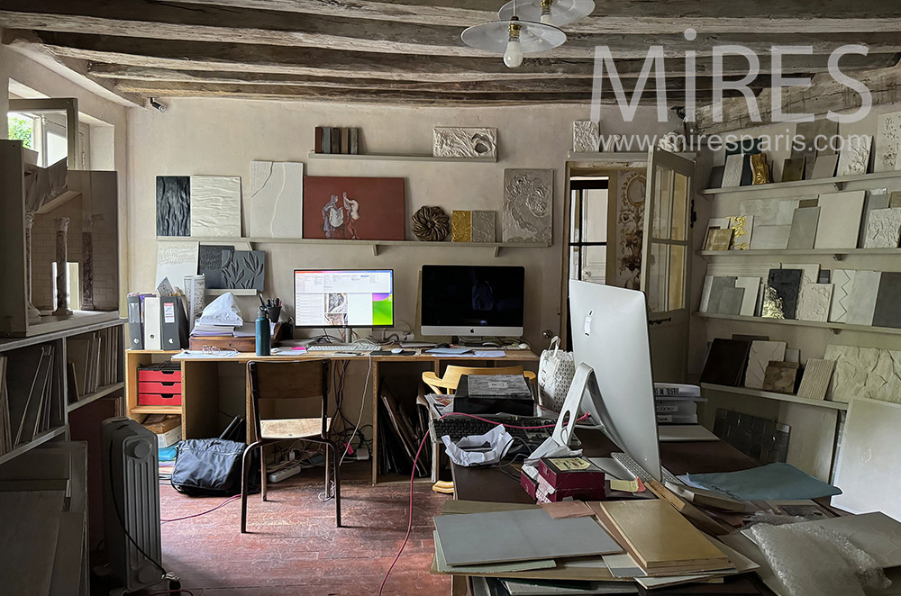 C2337 – Office 3