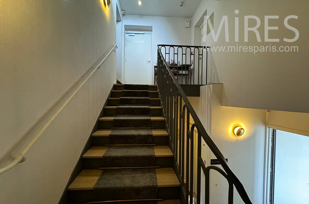 C2338 – Escalier 2