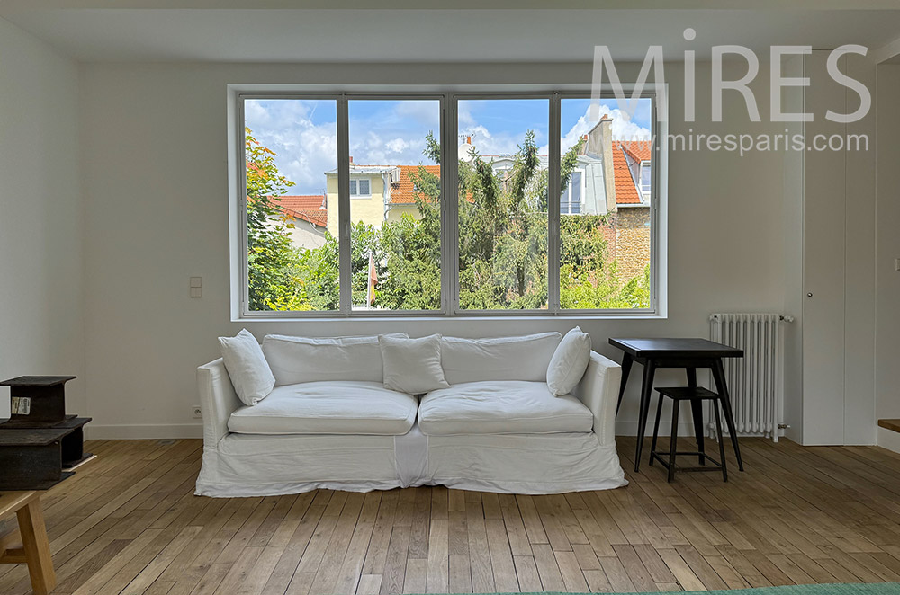 C2340 – Living Room 3