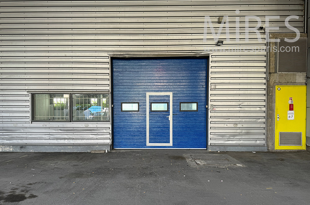 C2341 – Entrance