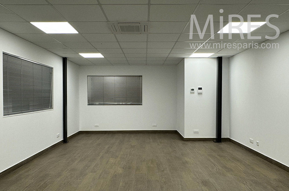 C2341 – Office 1