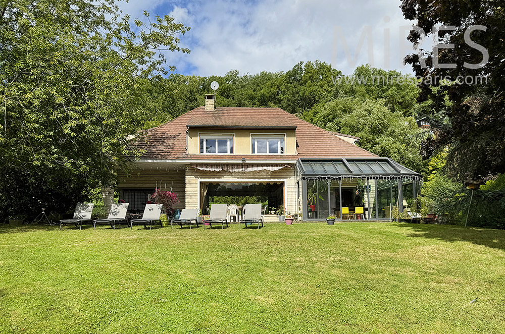 C2351 – Maison sur la Seine