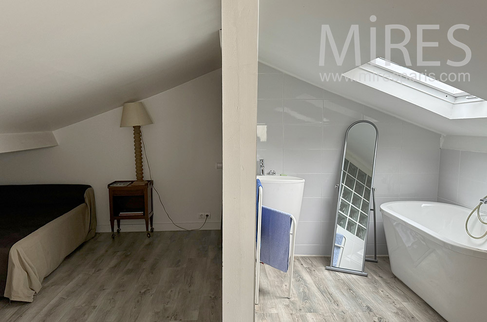 C2347 – Chambre 6
