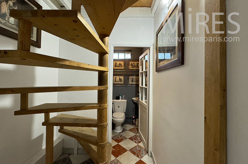 C2347 – Escalier 1