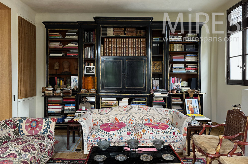 C2349 – Living Room 1