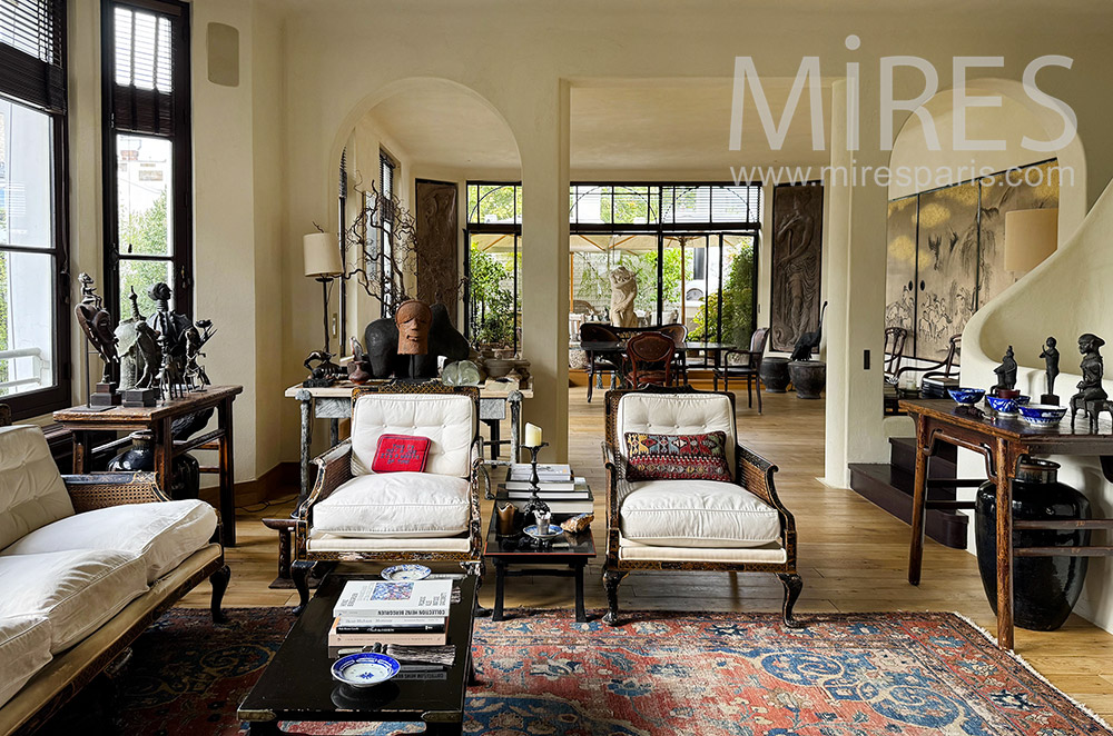 C2349 – Living Room 2