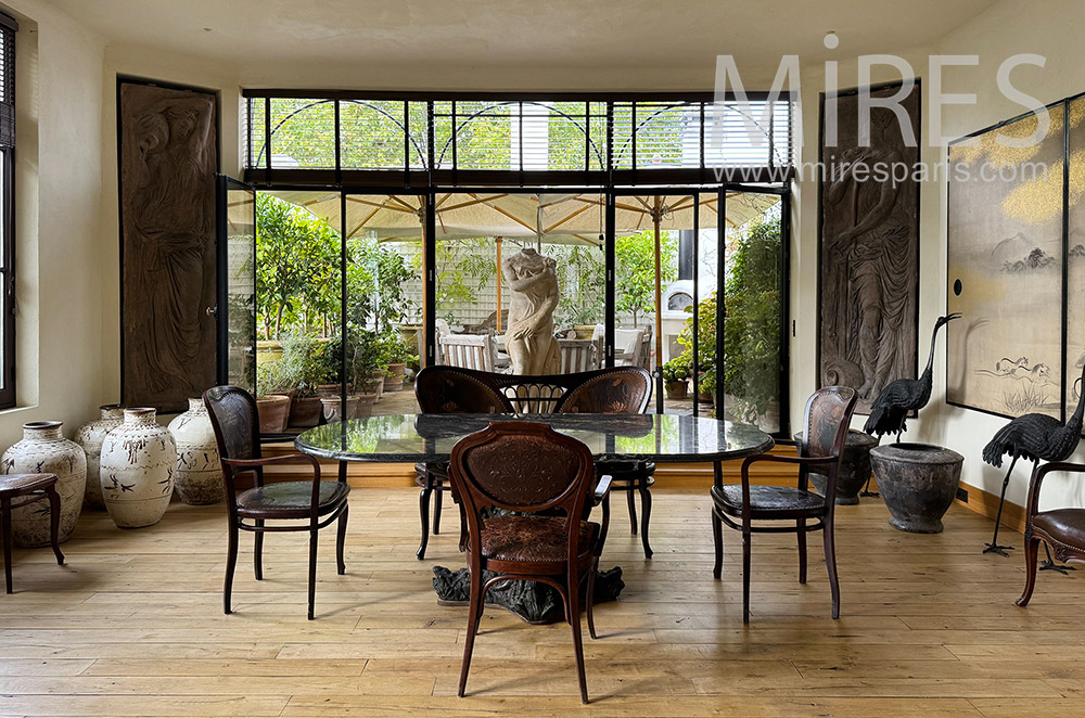 C2349 – Dining room