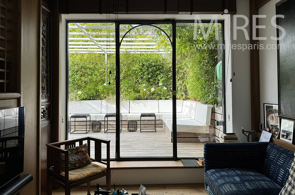 C2349 – TV room