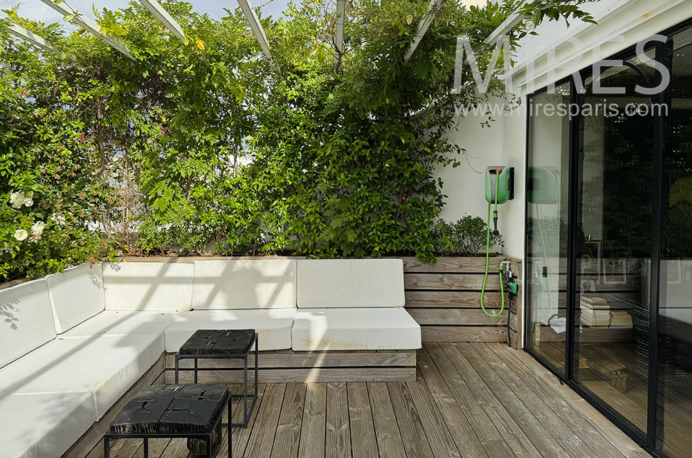 C2349 – Terrace