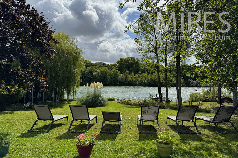C2351 – Jardin