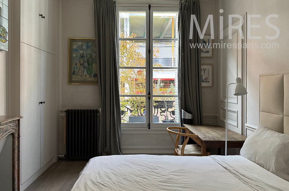 C2352 – Bedroom 2