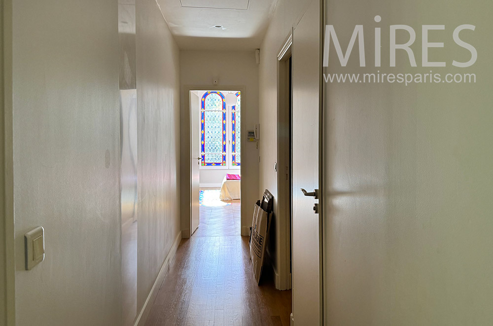 C2353 – Corridor