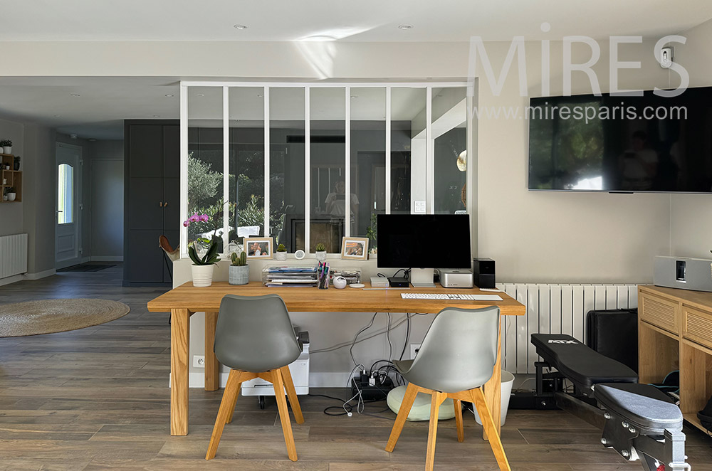 C2354 – Office