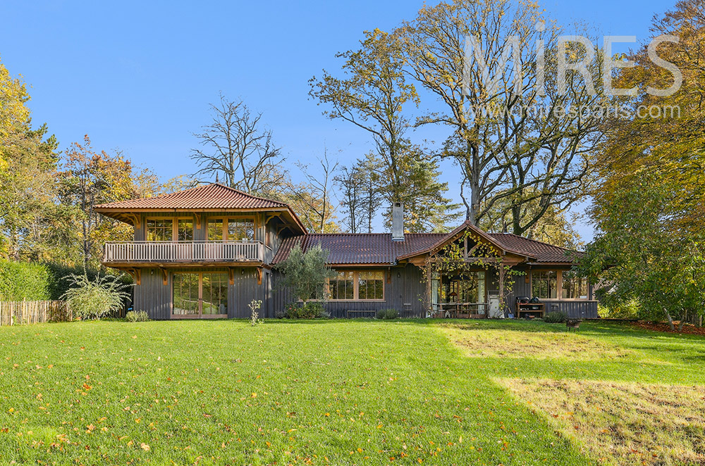 C2365 – Maison en bois