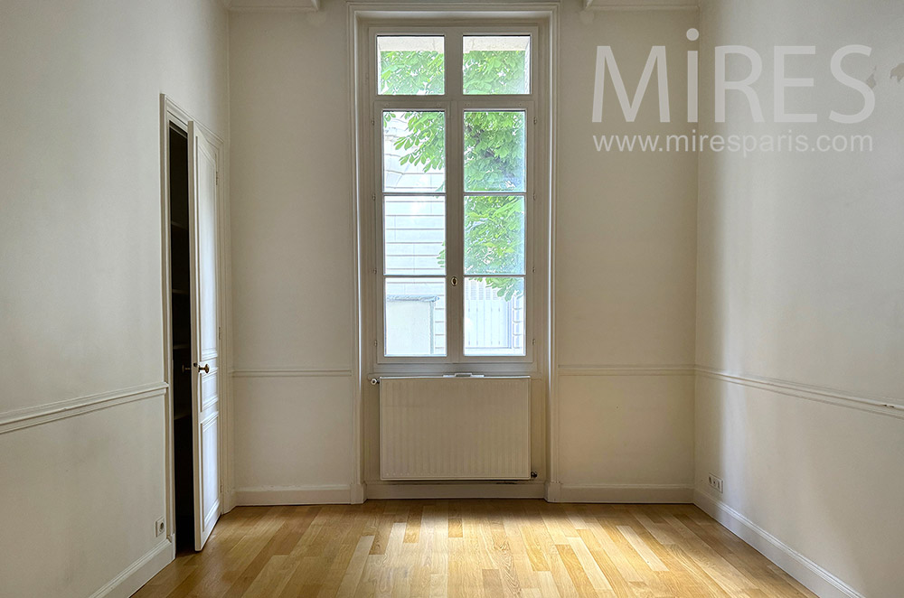 C2390 – Chambre 2