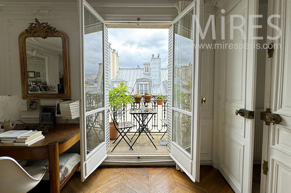 C2395 – Balcon