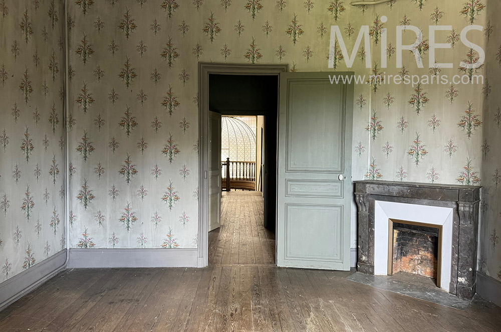 C2396 – Chambre 8