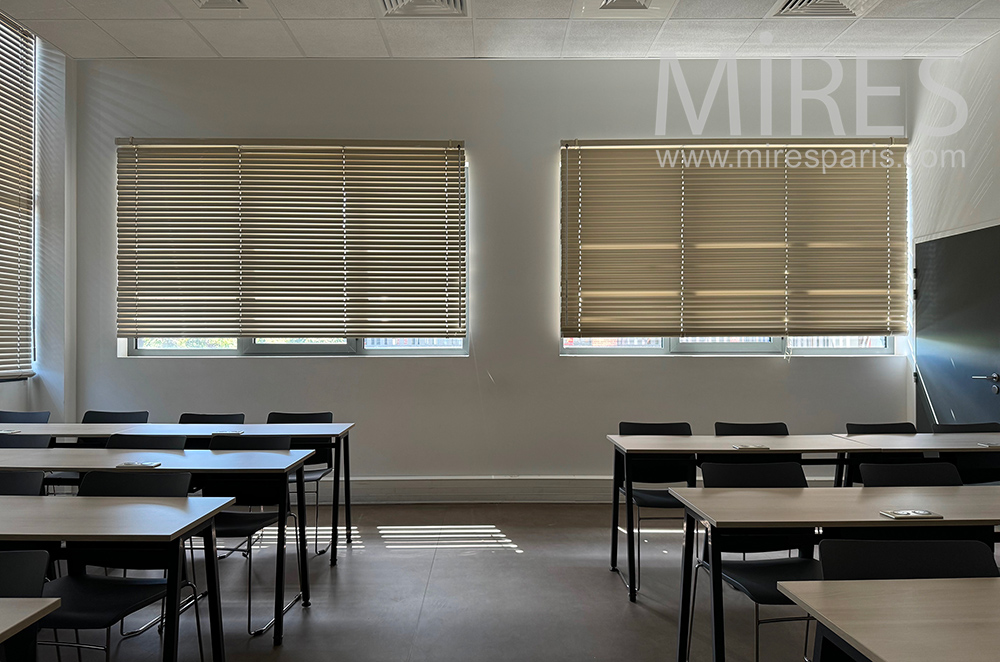 C2407 – Salle de classe 7