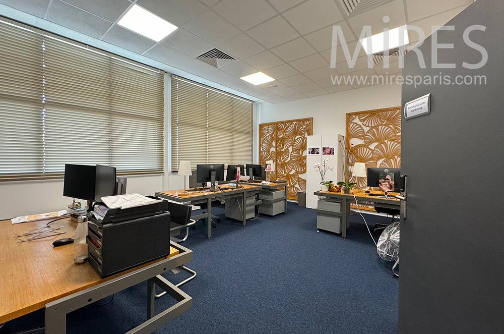 C2407 – Bureaux 15